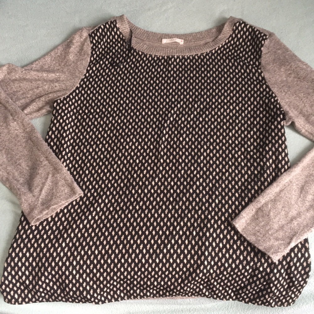 Le Lis Sweater